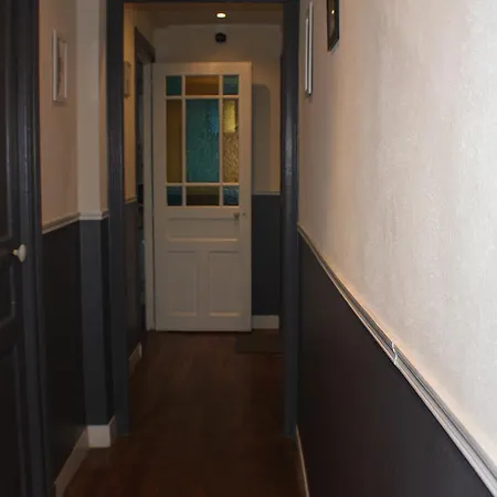 Entre Mont Et Merveille Bed & Breakfast